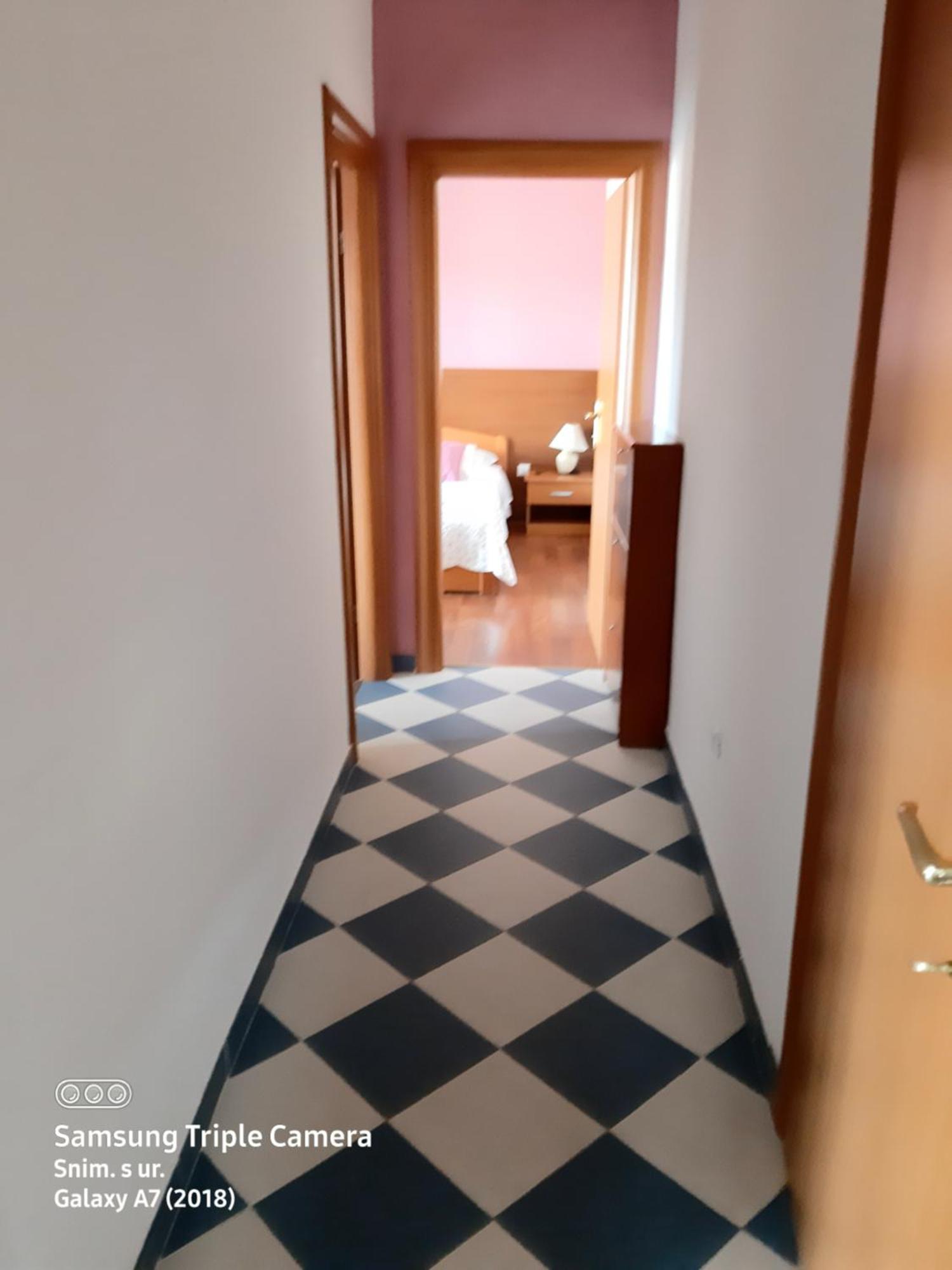 -Villa Sjor -Primosten-Apartmani- Has 2 Large Apartments And 2 Smaller Ones -Primosten Lokvice 6 Buitenkant foto